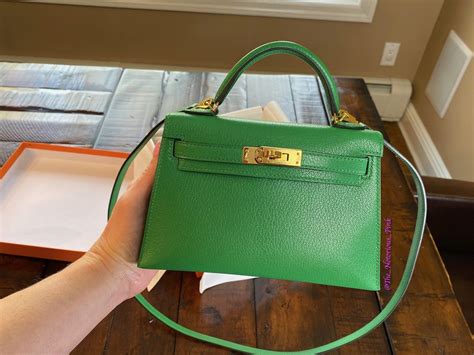 green hermes mini kelly|hermès mini kelly price 2023.